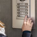 PSWs safety in home care: Woman ringing intercom